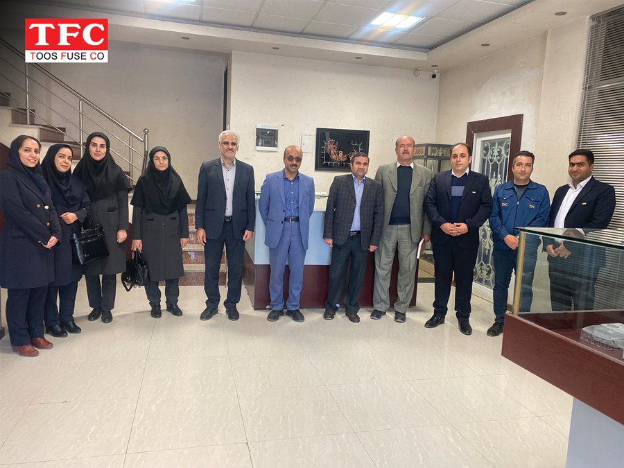 بازدید مدیران اجرایی شرکت توزیع نیروی برق مشهد از خطوط تولید شرکت دانش بنیان توس فیوز