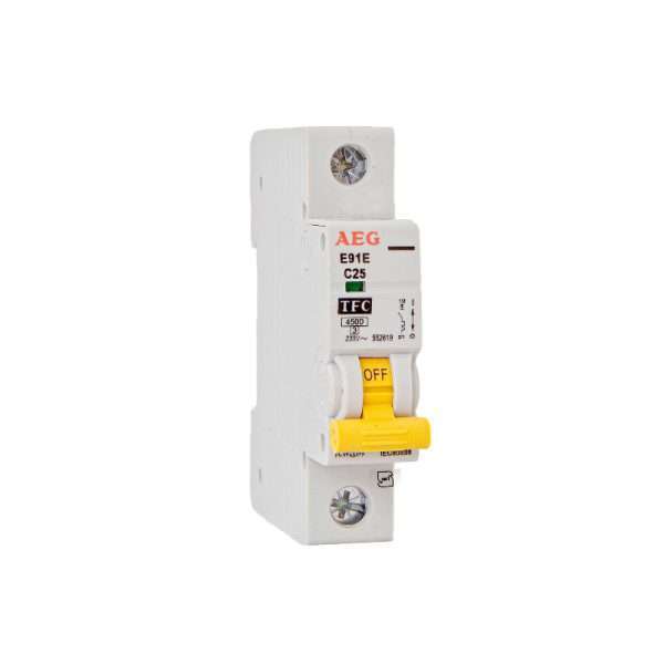 Miniature circuit breakers E90E